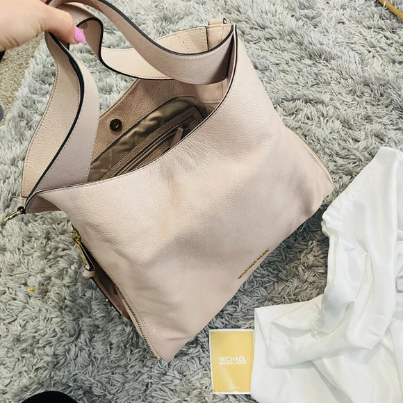 Michael Kors Devon Large Leather Hobo Shoulder Bag Tote original price $398 pink - Picture 6 of 16